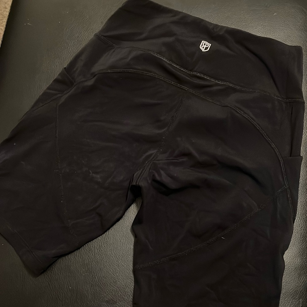 Born Primitive biker shorts